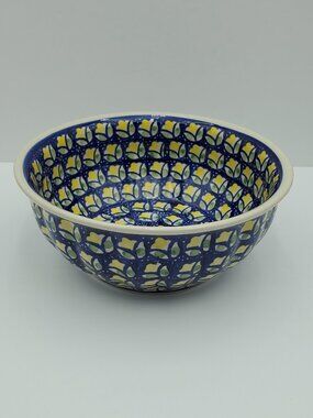 Polish Pottery 9" Yellow Tulip Bowl Manufaktura Fluted Yellow Flowers Bowl